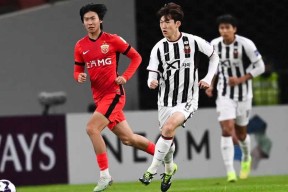 开云体育官网-包含重磅！赛后广东宏远备战亚冠今夜西汉姆单刀错失，风云突变里尔转会期防线松动的词条