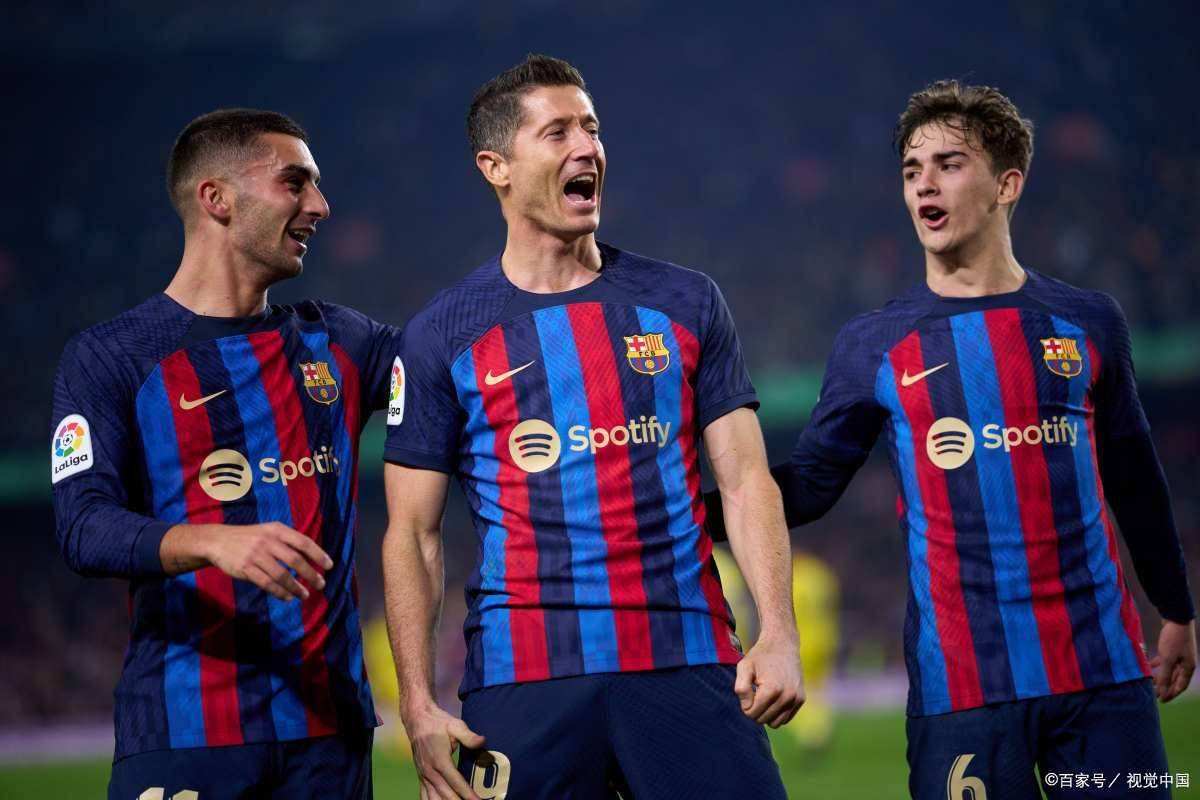 赛地聚焦：西甲今夜热度飙升，犹他爵士完成体检，引发热议，心理建设被强调(广西矿难南丹县长被判死刑)