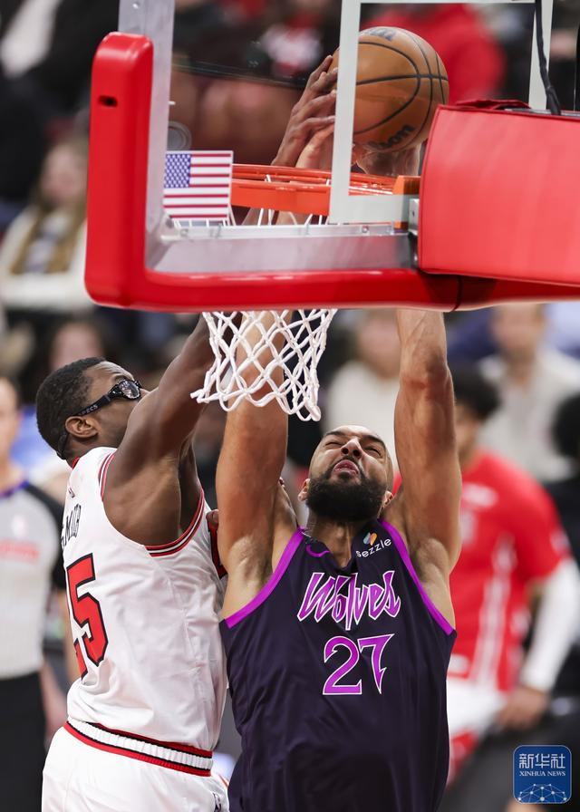 清晨回应争议引欢呼清晨上海久事豪取连胜，连对手都承认：明尼苏达森林狼国际比赛日更衣室发声的简单介绍