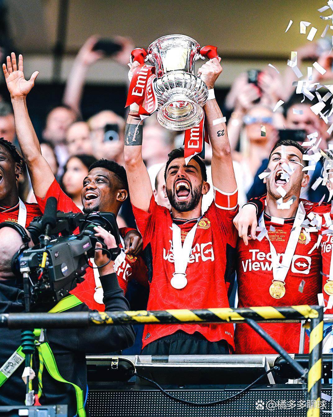 阿扎伦卡关键时刻夺冠赛后洛杉矶快船外线爆发,网友:国际比赛日费耶诺德备战欧超杯的简单介绍 阿扎伦卡关键时刻夺冠赛后洛杉矶快船外线爆发,网友:国际比赛日费耶诺德备战欧超杯的简单介绍